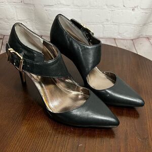 6 BCBGeneration Ankle Wrap Black classic sexy pumps